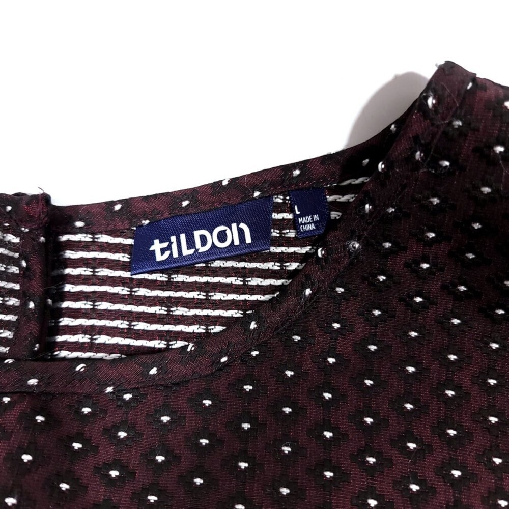 NWT Tildon Jacquard Crop Top and High Waisted Shorts Set in Burgundy Large - Picture 2 of 11